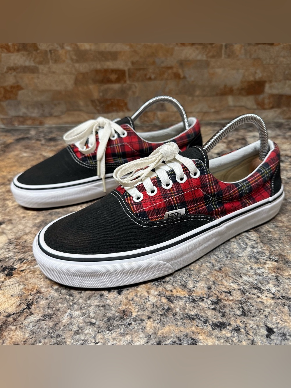 Vans Era Tartan Plaid Sneaker Men’s Size 9.5